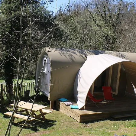 Camping Moulin De Chaules Saint-Constant Exterior photo