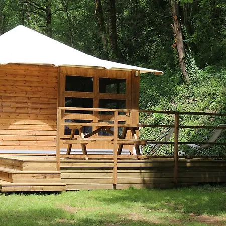 Camping Moulin De Chaules Saint-Constant Exterior photo