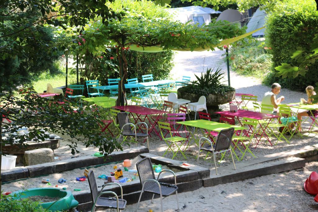 Moulin De Chaules Campsite